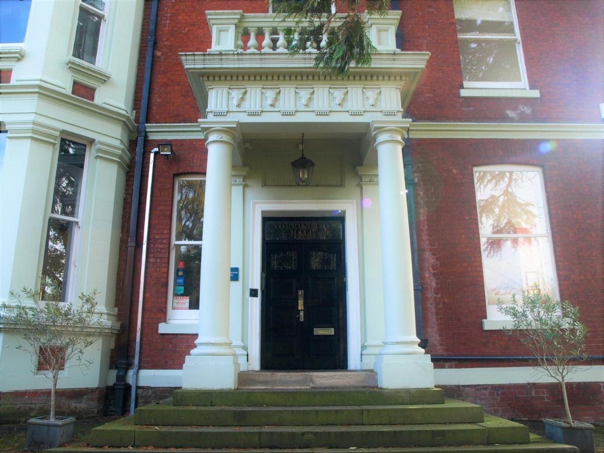 Torrington Hall St Albans Exterior photo