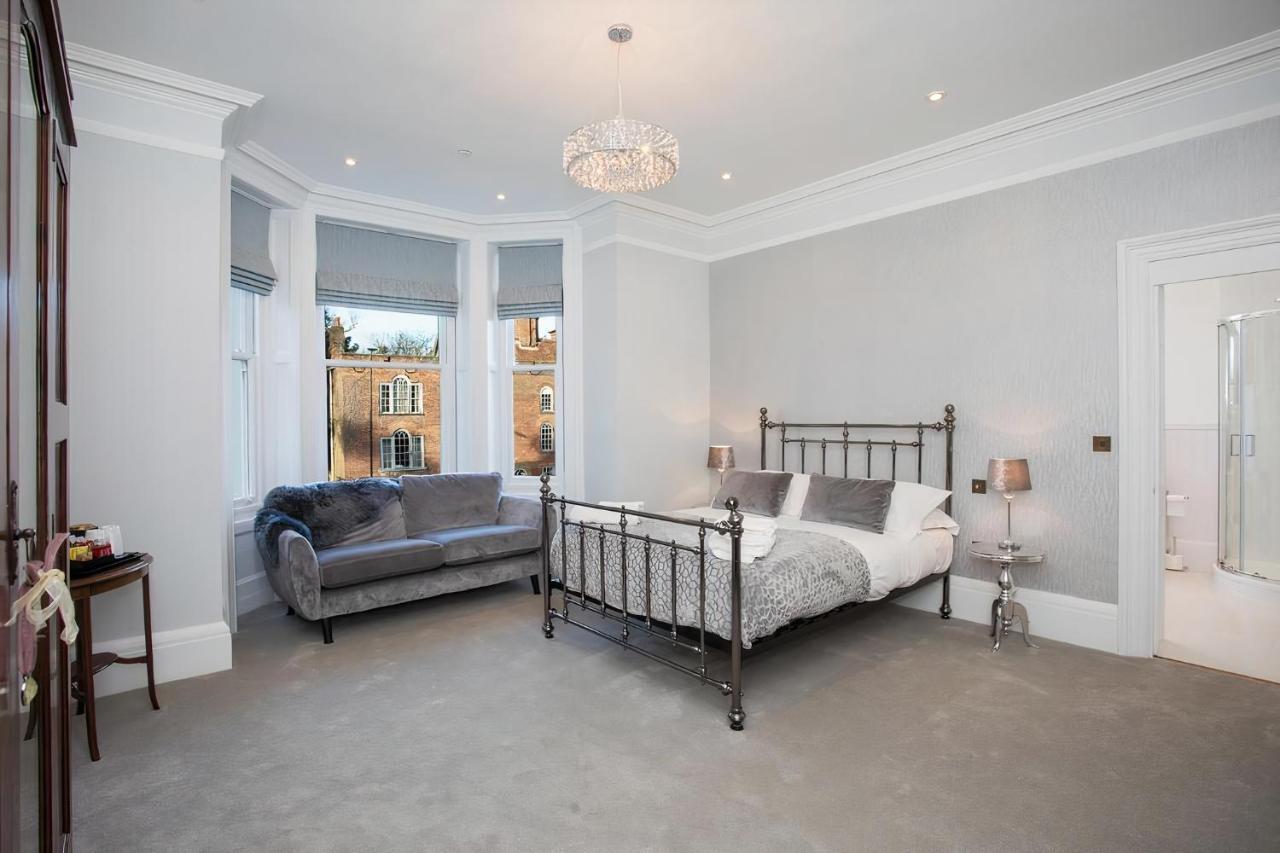 Torrington Hall St Albans Room photo